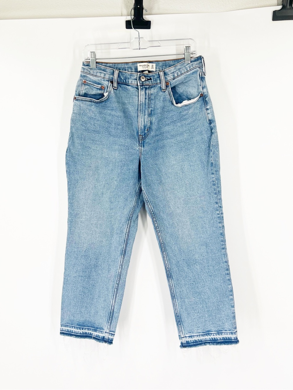 Abercrombie & Fitch Curve Love The Ankle Straight Jeans Ultra High Rise Raw Hem
